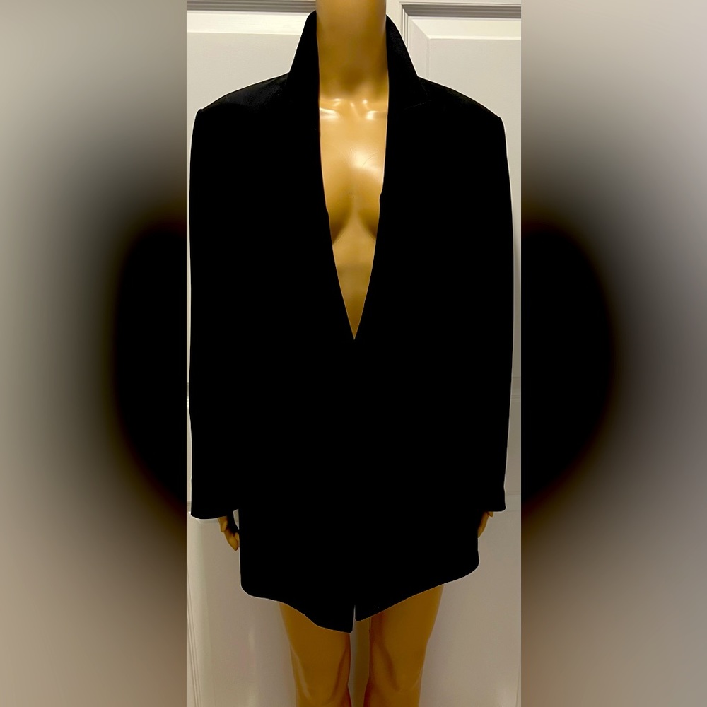 THEORY CLASSIC BLACK ONE BUTTON BLAZER